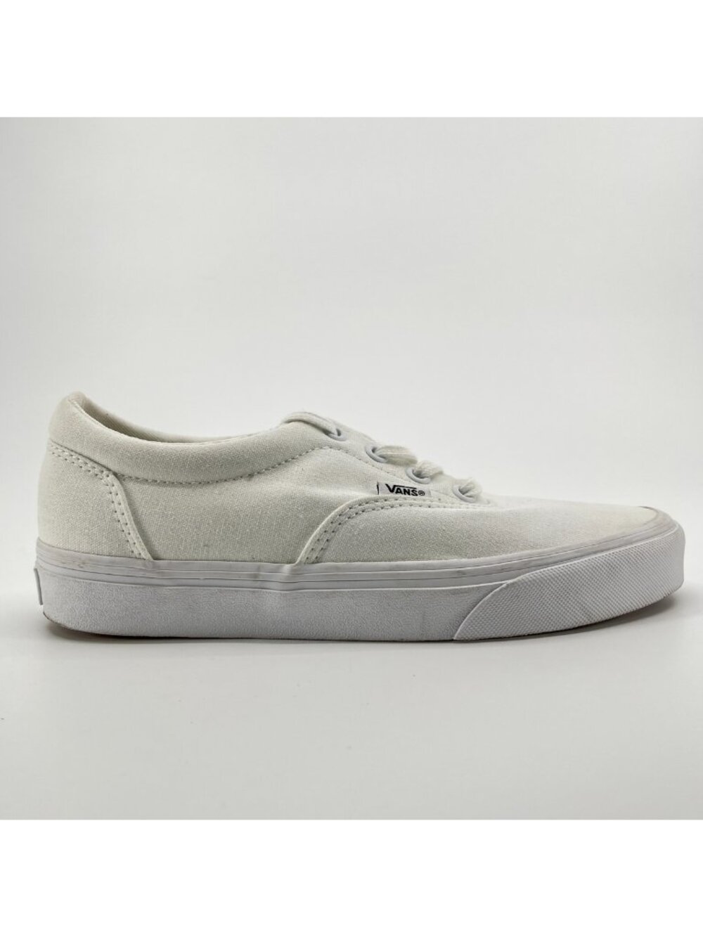Vans Era Womens Size 7.5 Triple White Athletic Walking Skateboard Shoes Sneakers